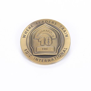 Common double-sided badge14